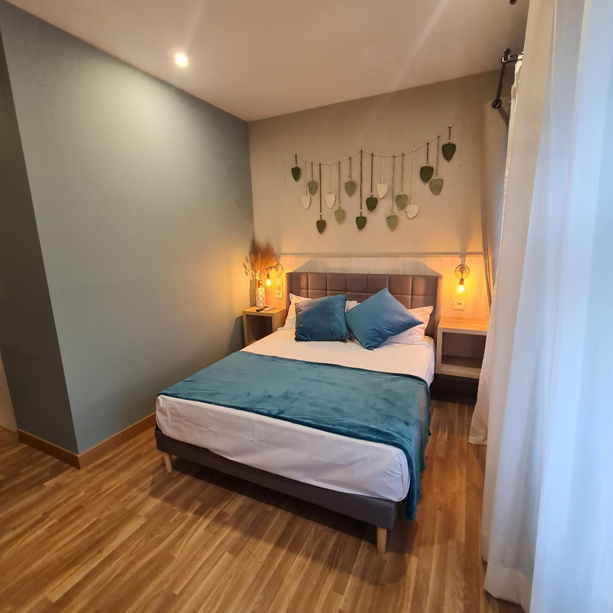 Luxury Green Hostal Madrid Gran Via Bagian luar foto