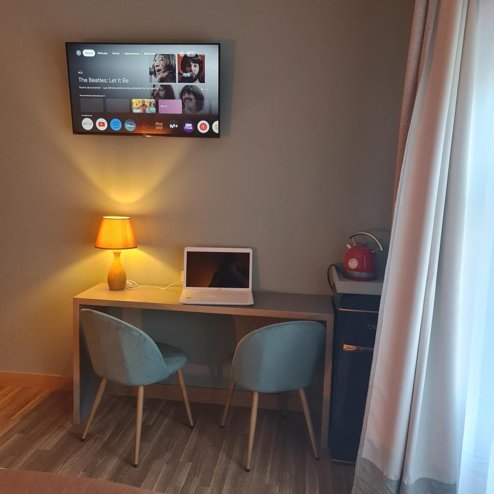 Luxury Green Hostal Madrid Gran Via Bagian luar foto
