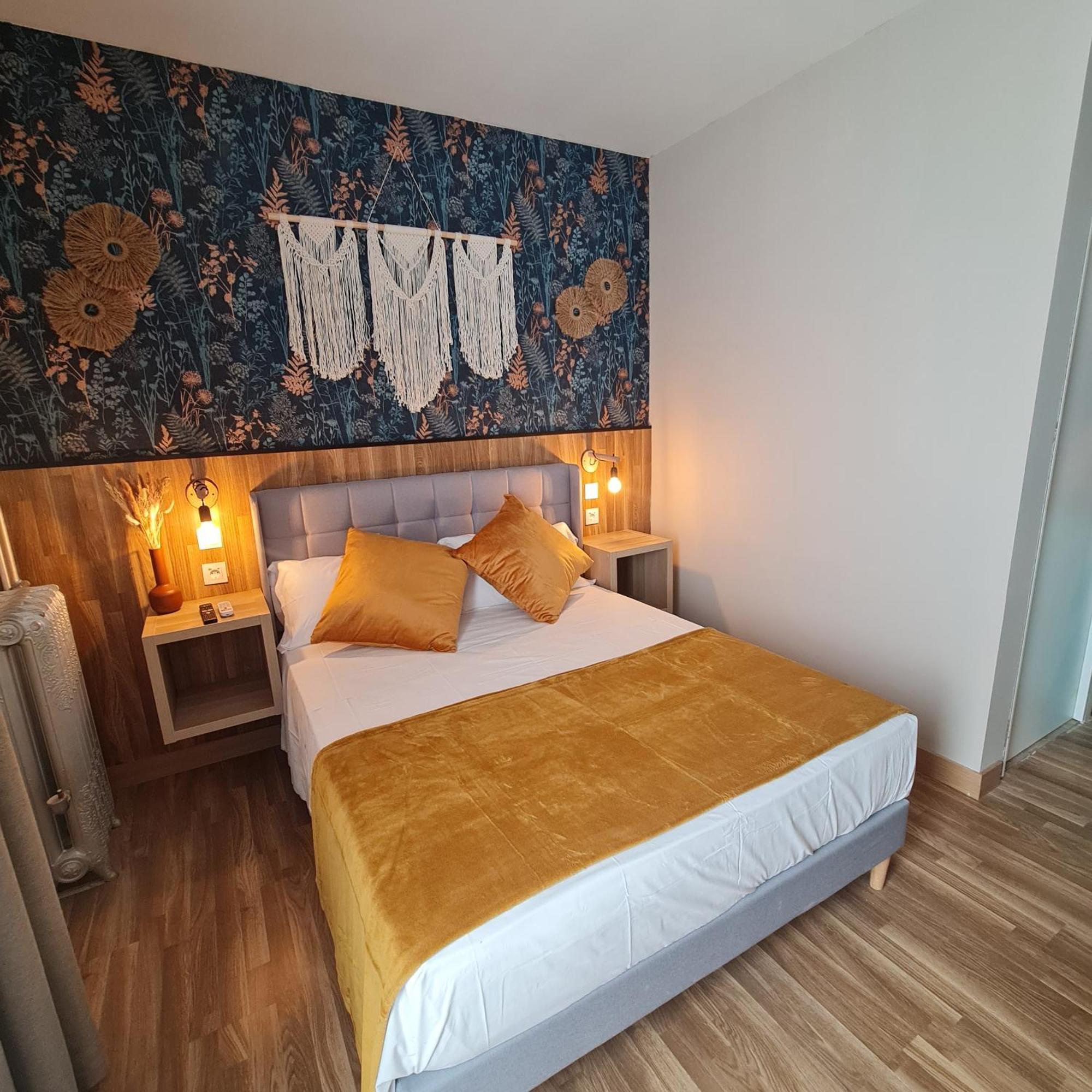 Luxury Green Hostal Madrid Gran Via Bagian luar foto
