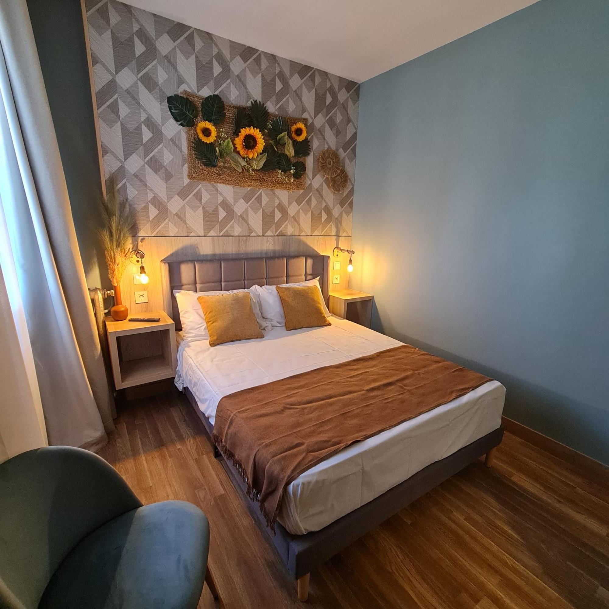 Luxury Green Hostal Madrid Gran Via Bagian luar foto